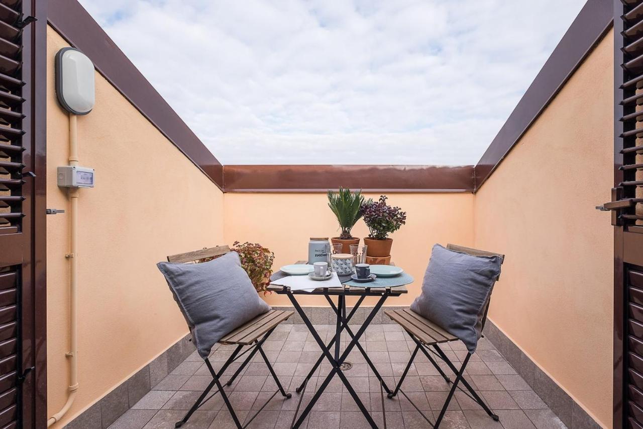 Realkasa Train Plaza Apartment Bolonia Zewnętrze zdjęcie